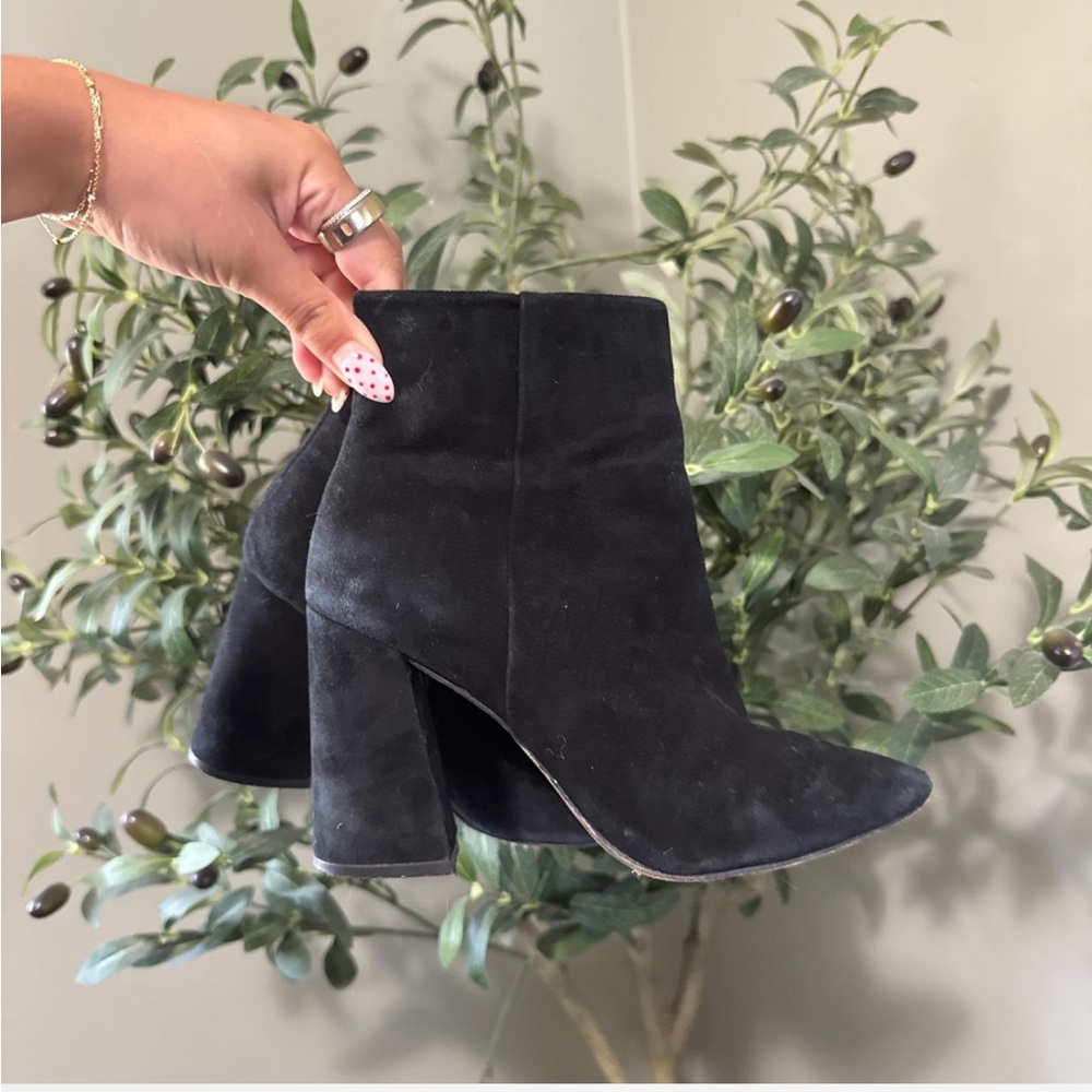 Vince Camuto Black heeled boots